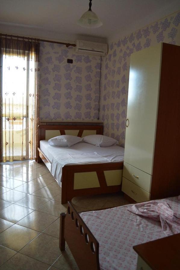 Hotel Ridal Vlore Exterior photo